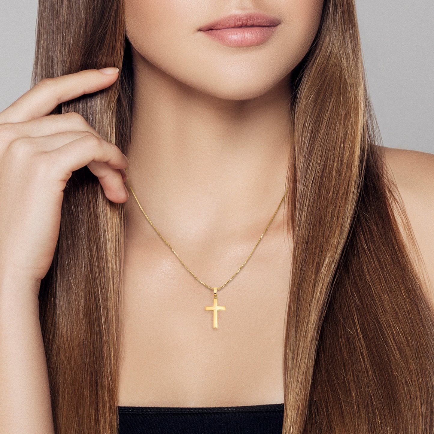 One Element Kreuz Anhänger aus 333 Gelbgold