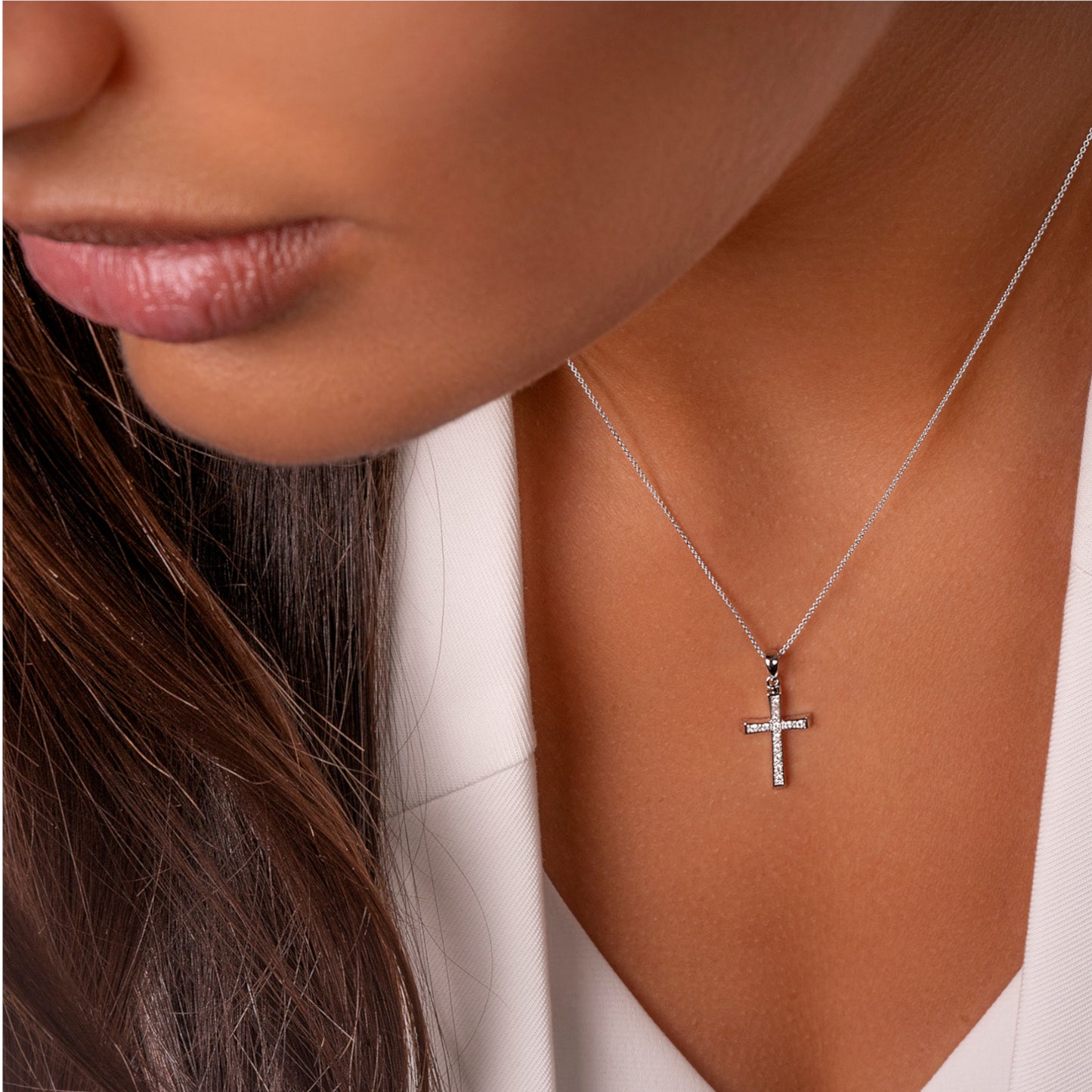 One Element Zirkonia Kreuz Anhänger aus 333 Weißgold