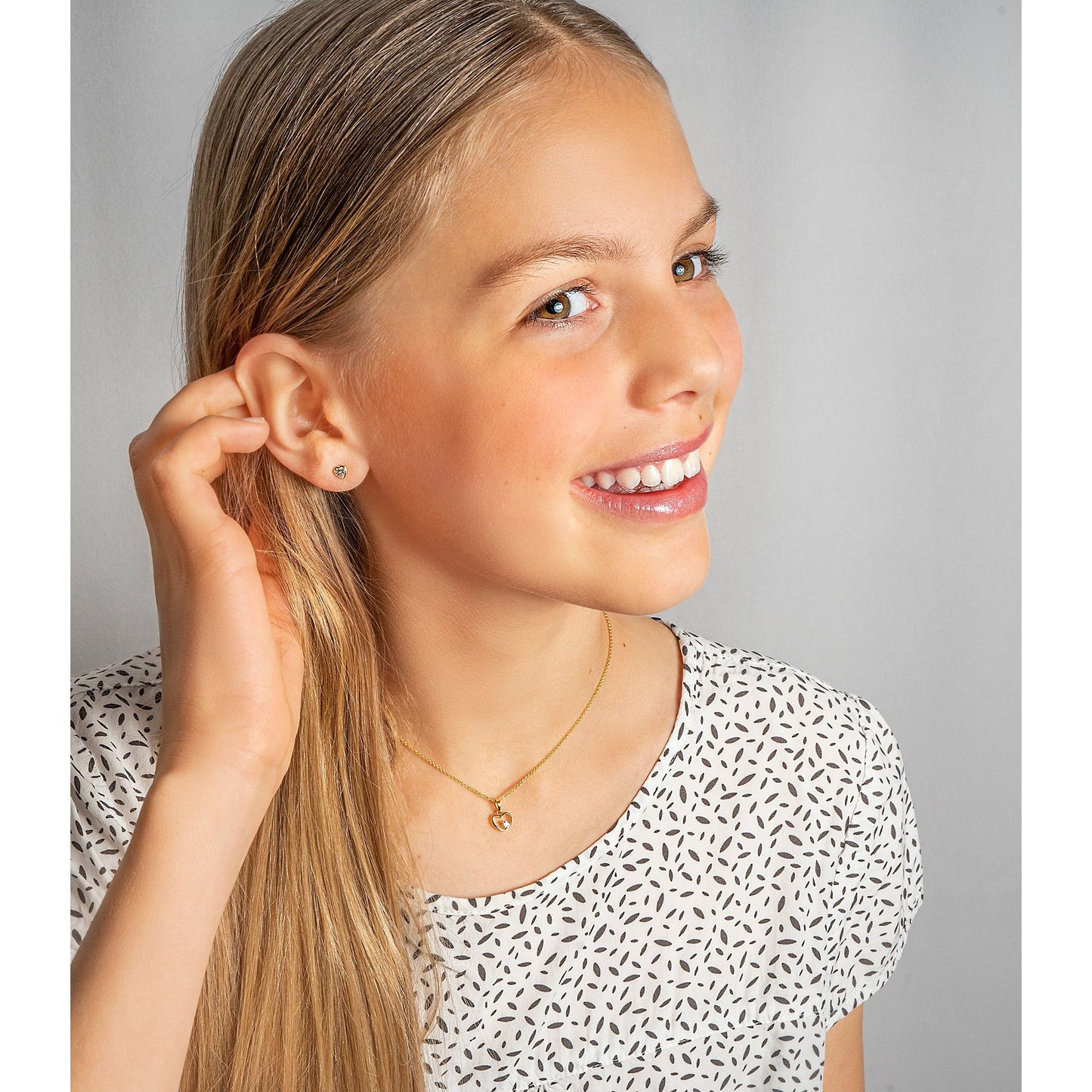 One Element Zirkonia Herz Herz Anhänger aus 333 Gelbgold