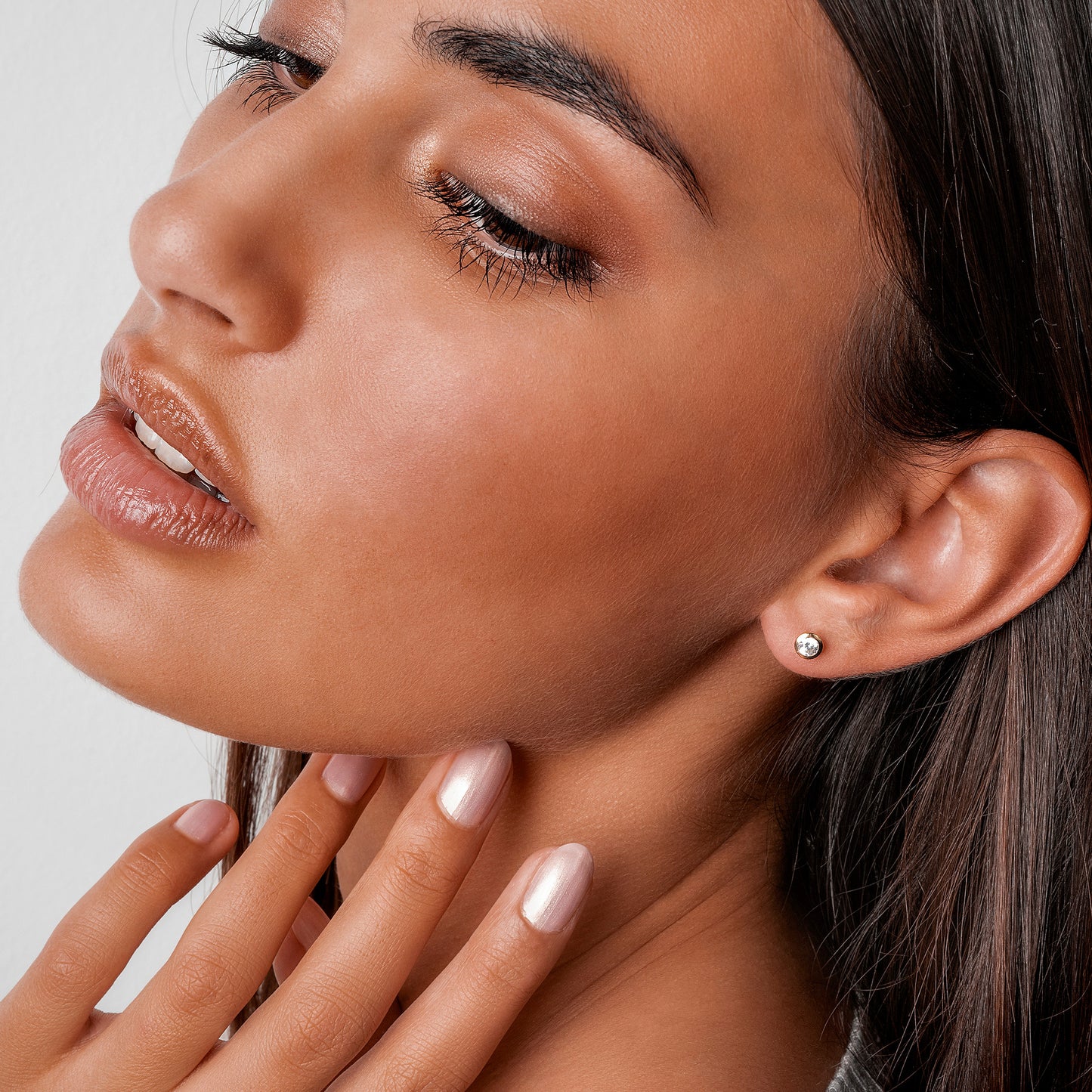 One Element Zirkonia Zarge Ohrringe Ohrstecker aus 333 Gelbgold