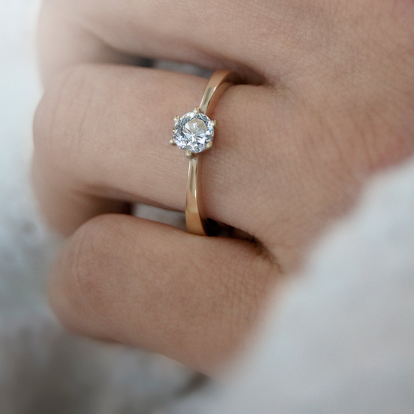 0.1 ct Diamant Brillant Ring aus 750 Gelbgold
