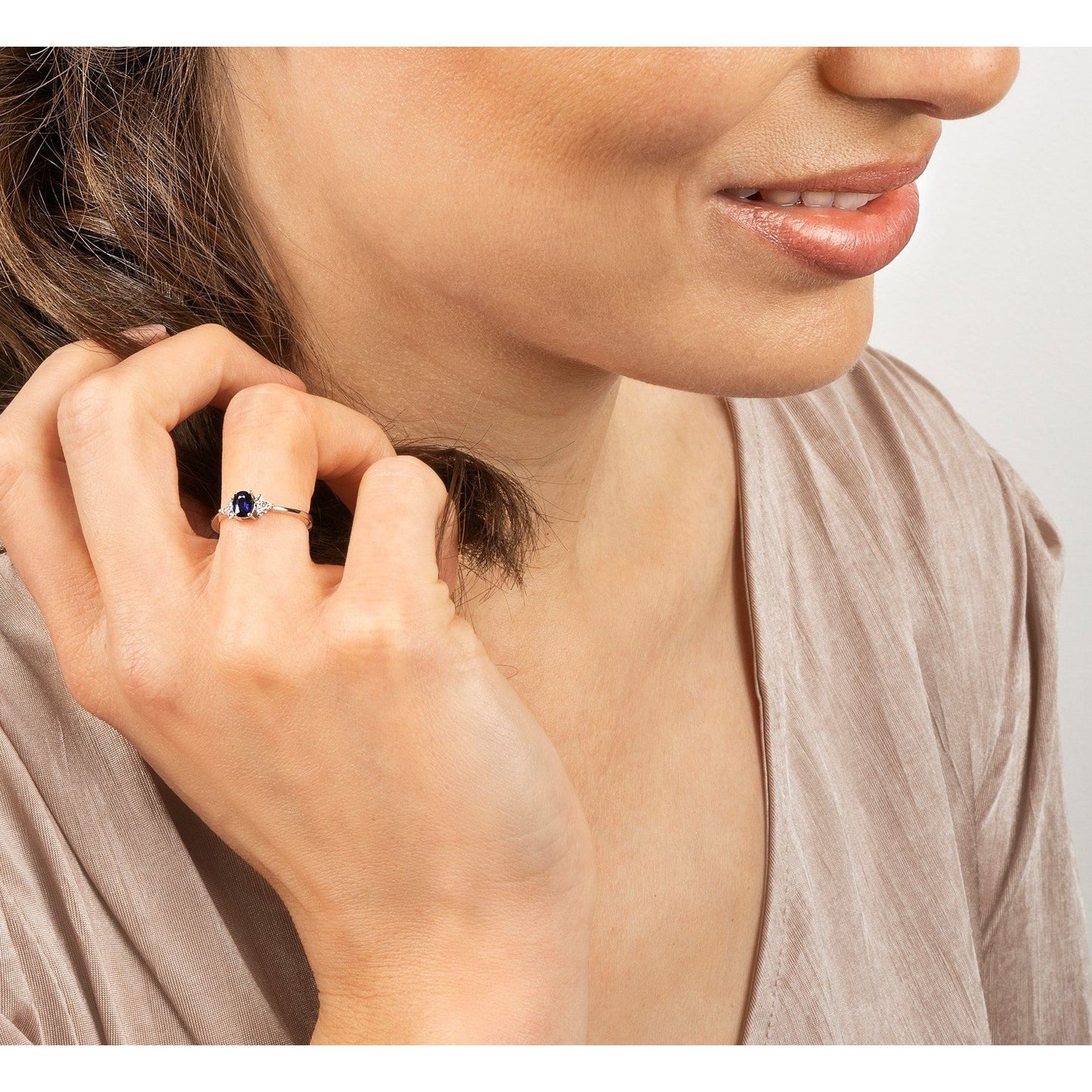 0,08 ct Diamant Brillant Safir Ring aus 585 Weißgold