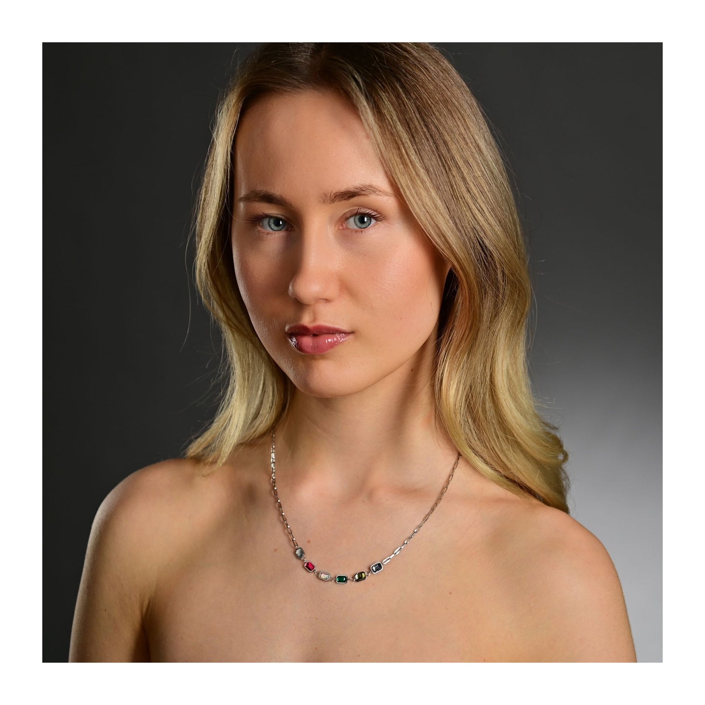 Damen Anhänger aus Edelstahl mit Zirkonia