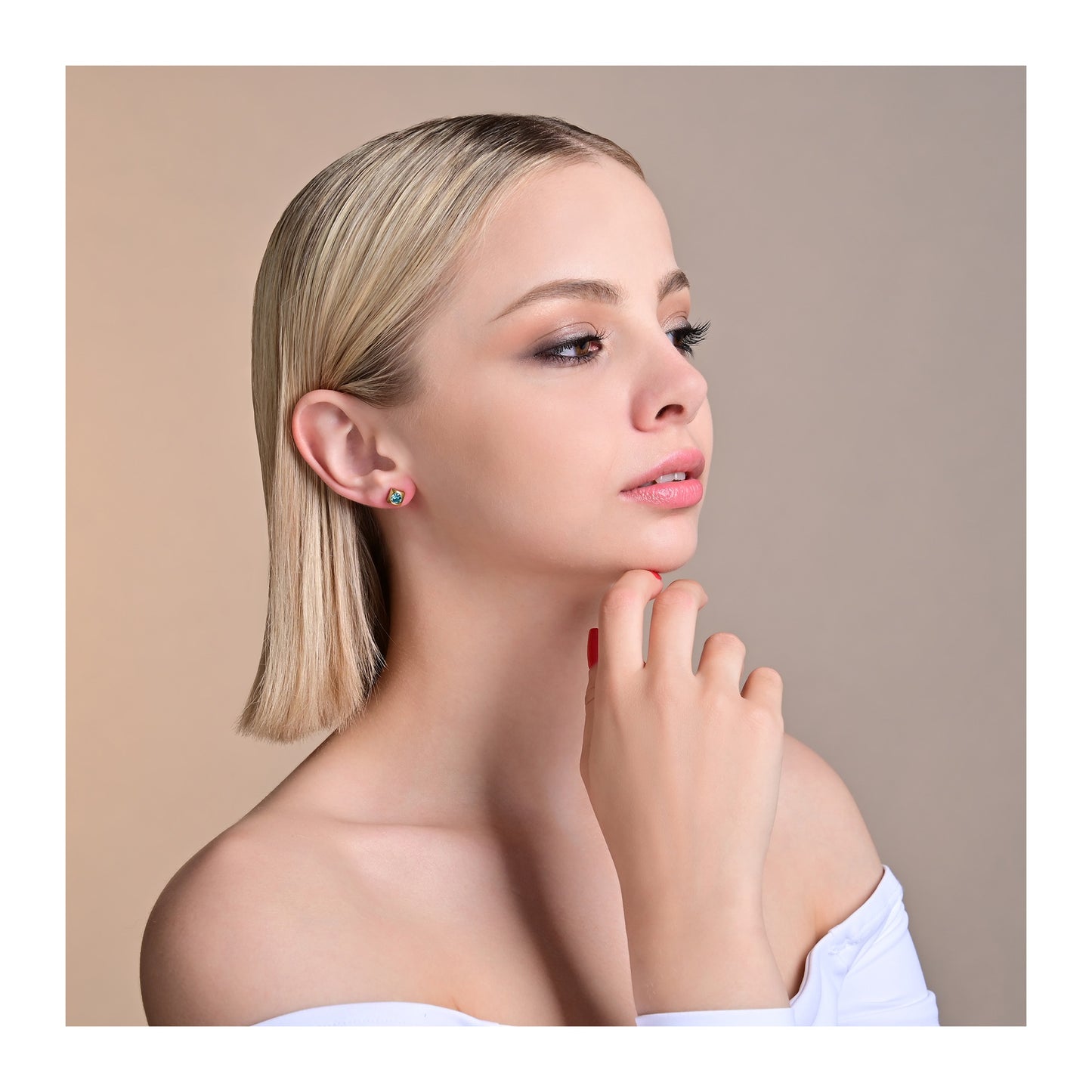Damen Ohrringe – Ohrstecker aus Edelstahl mit Strass Steinchen